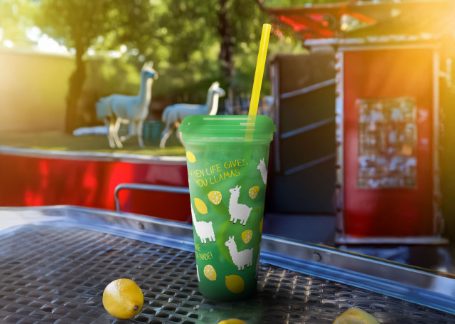 Llama Lemonade 32 oz Drink Cups